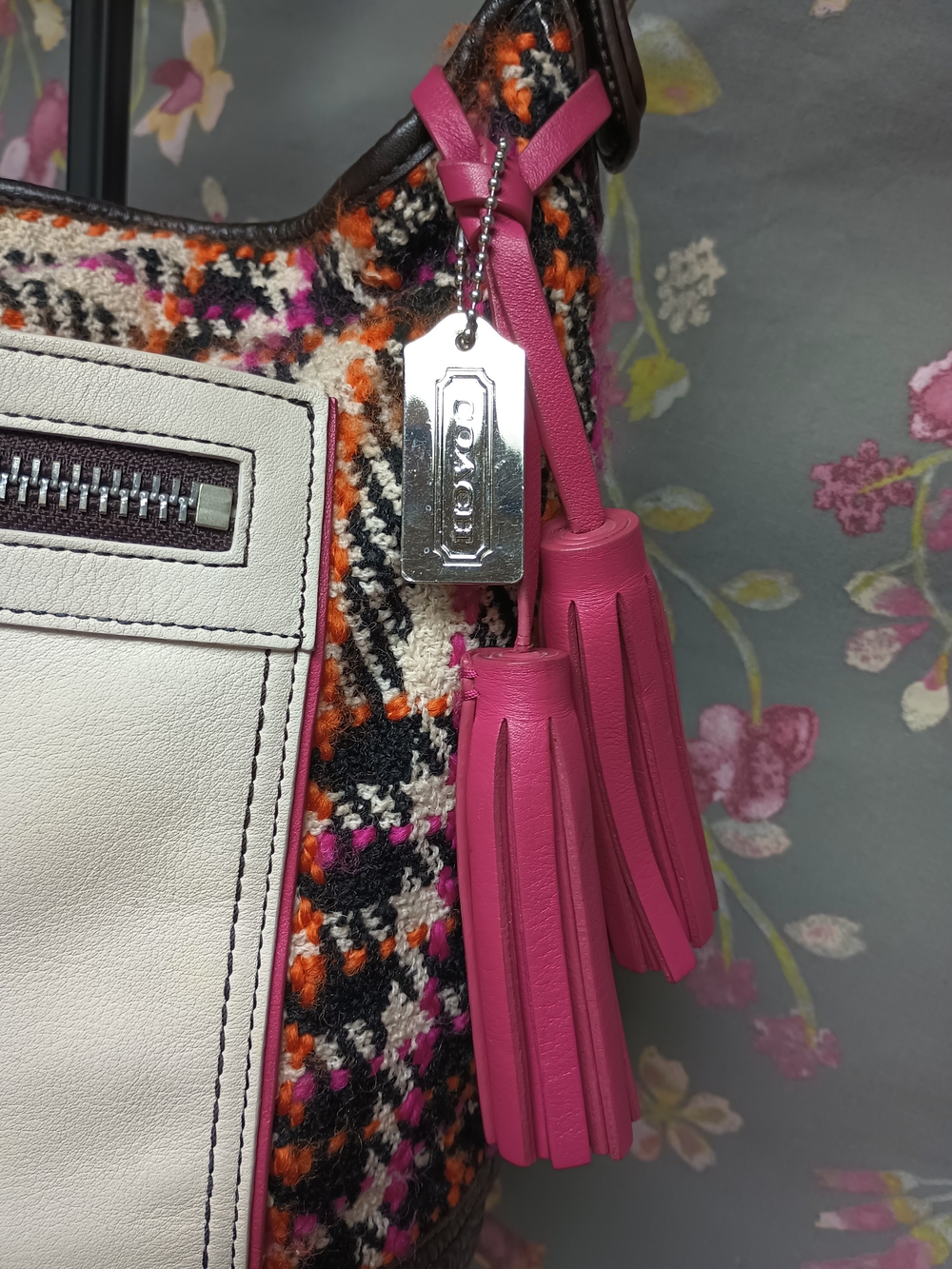 COACH Legacy Duffle Plaid Wool & Leather Hobo Bag 21146 - Picture 3 of 12